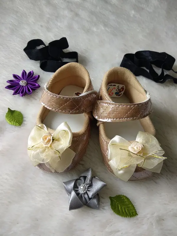 Sepatu Bayi Perempuan Bunga Pita 0 - 12 Bulan Kaki Anak-Anak Prewalker 0