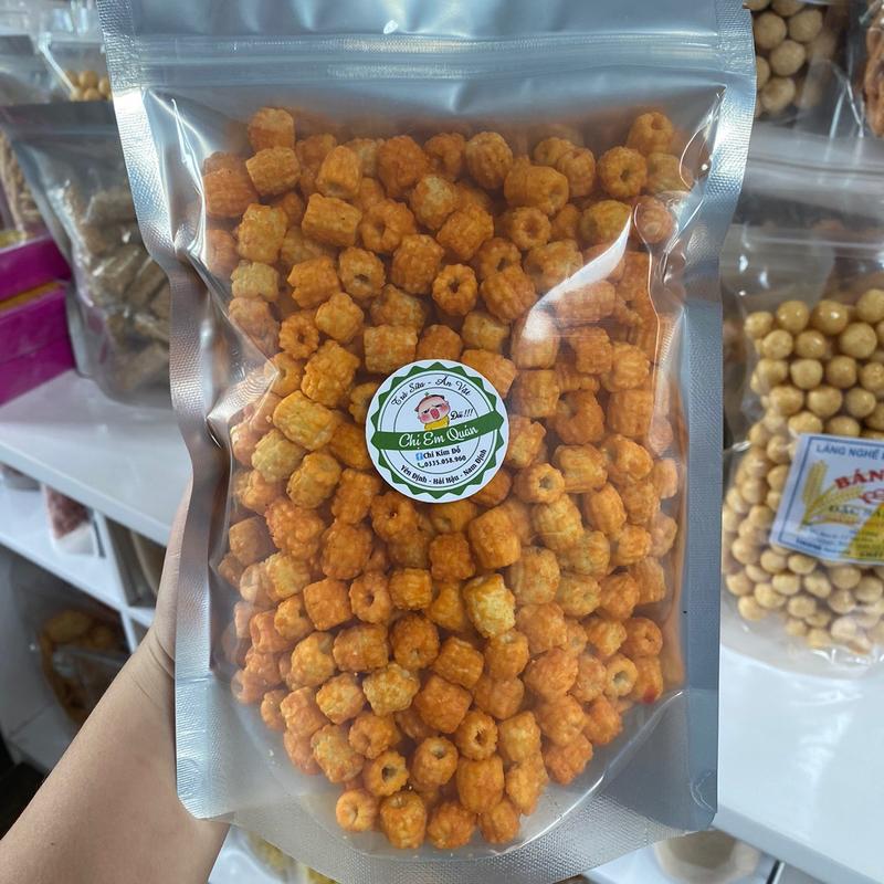  1kg nui sấy giòn rụm thơm thơm cay cay 2 gói mỗi gói 500gr  Snack Ăn Vặt 