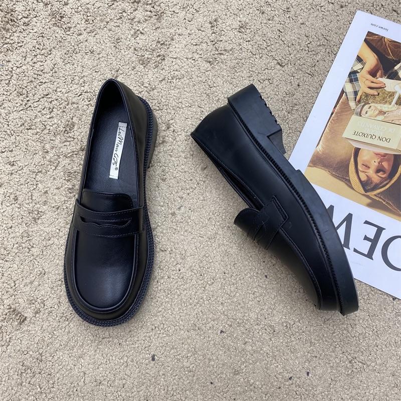 Product Introduction of 3221 Giày Moca Loafer Nữ Giày Màu Kem Đen Có Sẵn Fullbox QCCC 5