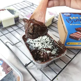 [ Buy 1 get 2 ] BROWNIES FUDGY MEDIUM FULL TOPPING DAN LUMER BY NA'AM - 3 BROWNIES 4
