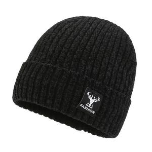 หมวกถักอุ่นสำหรับผู้ชายฤดูหนาว 2025 พร้อมส่ง หมวกปั่นจักรยานอุ่นกลางแจ้ง บุขนแกะหนา ป้องกันความหนาว ป้องกันหู หมวกแบบสวม ดีไซน์ใหม่สำหรับผู้ชาย