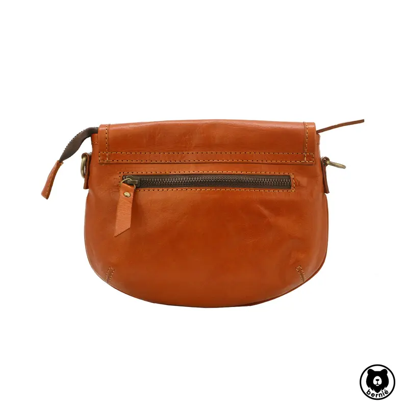 Tas Kulit Selempang Wanita Bernie Leather Hawa Tan 3