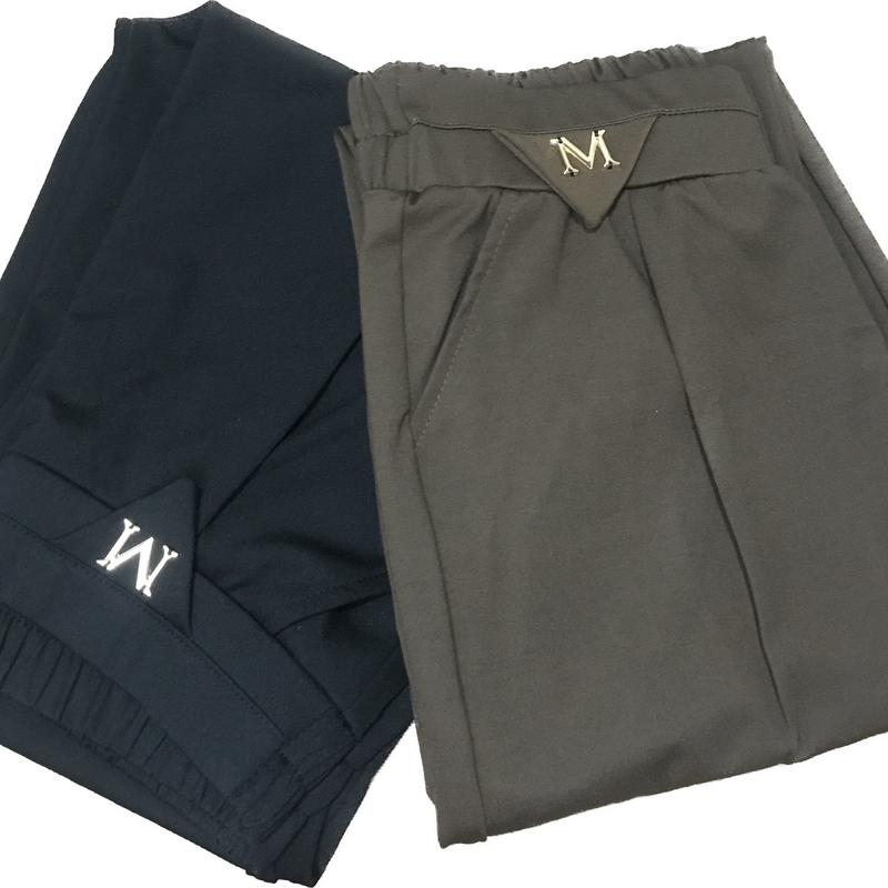 Quần_Baggy_logo_chữ_M Quần Baggy LoGo Chữ M. Quần baggy nữ. Quần THỜI TRANG công sở. Chất vải Umi Hàn CAO CẤP. Quần co giãn mặc Thoải mái Pants Women Màu Đen Ong Denim 4