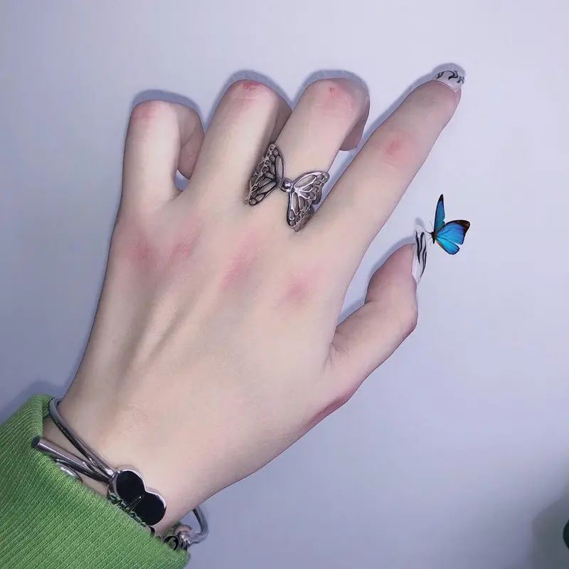 CinCin Kupu Kupu Silver Model Terbuka Aksesoris Perhiasan 0