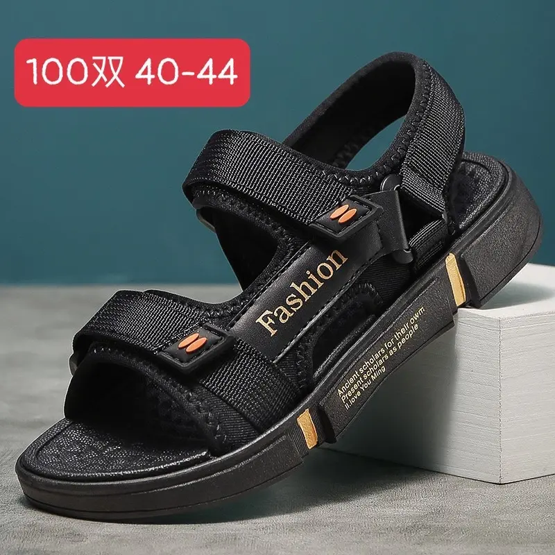 [Fashion-2 màu] Dép sandal nam chữ Fashion 2 quai phong cách trẻ trung, cá tính  DéP Đế Bằng Shoes GiàY 4