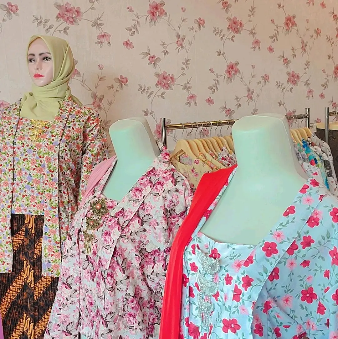 Kebaya Kutubaru Req Custom Size & Floral