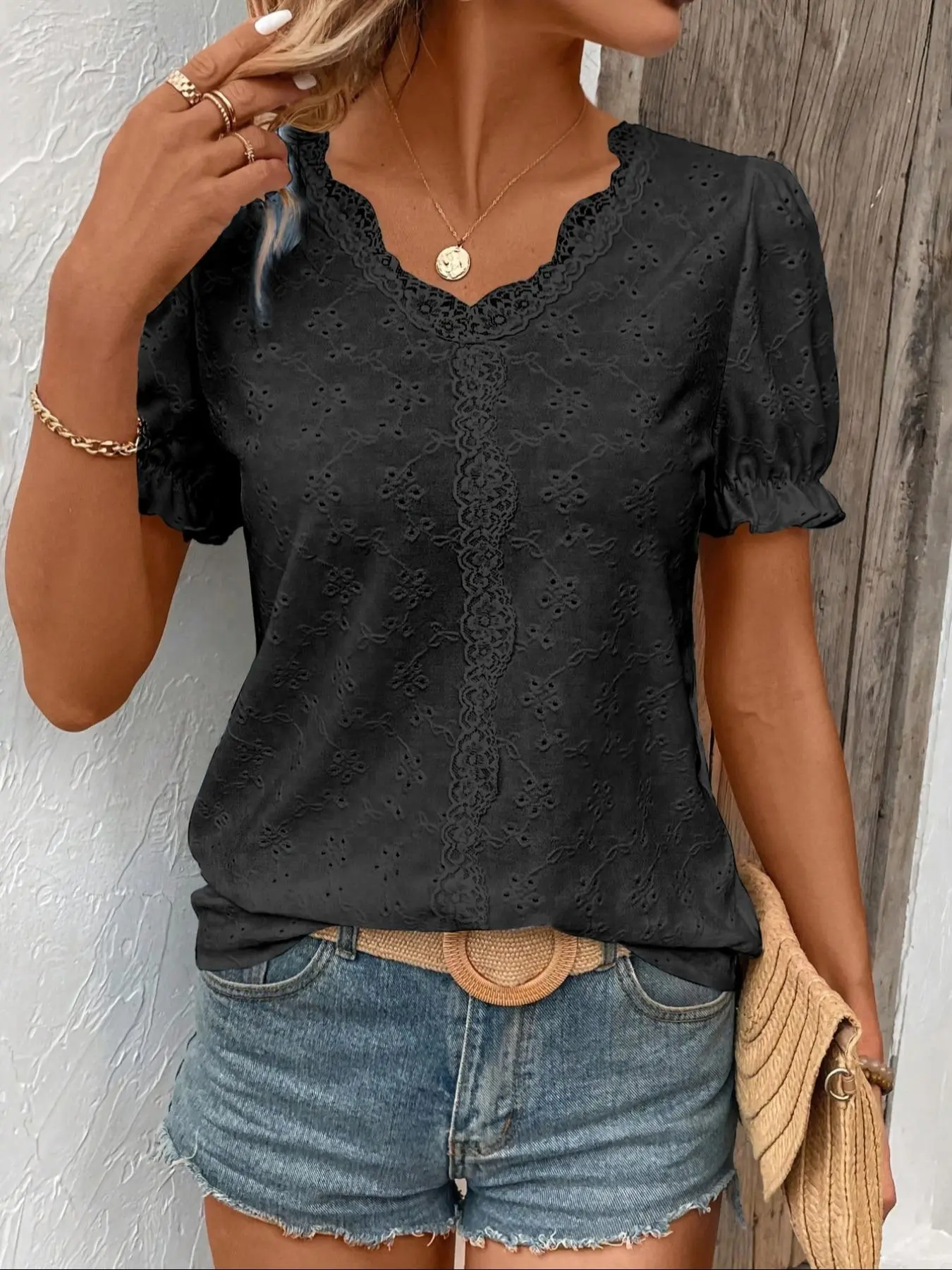 Women's Plain Eyelet Embroidery V Neck Tee, Casual Short Sleeve T-Shirt for Summer, Ladies Clothes for Daily Wear, Tops