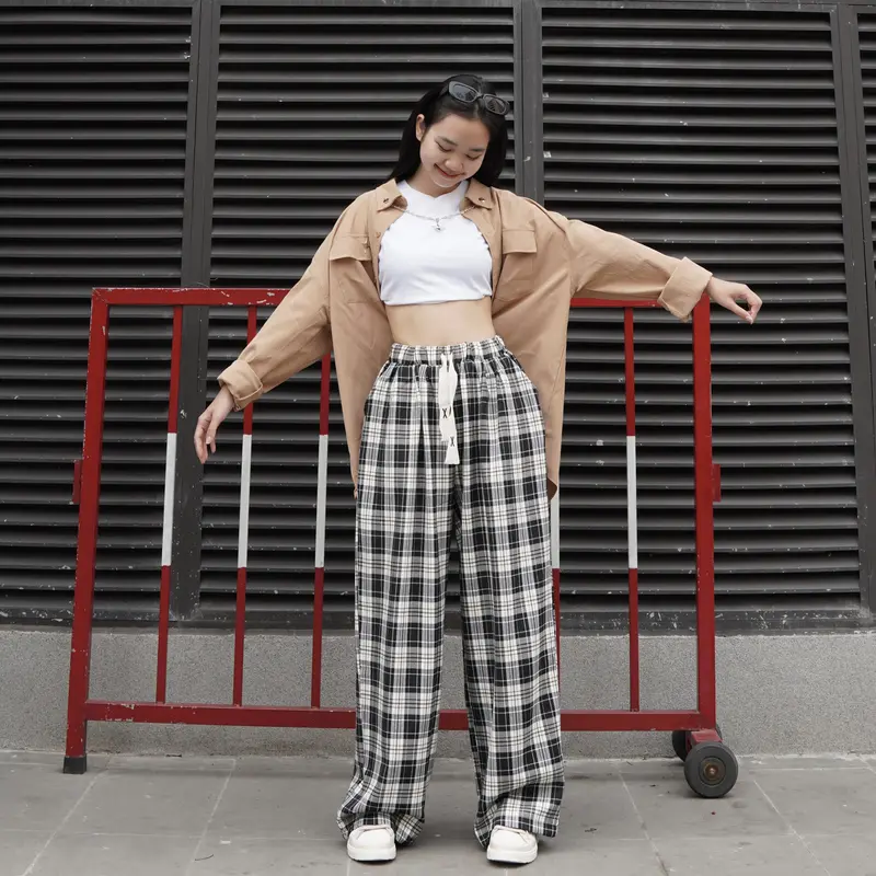 [SARA] Quần Suông Kẻ Caro Ống Rộng Phong Cách Retro Nữ Women Pants Summer 2025 Mã: TD049 7