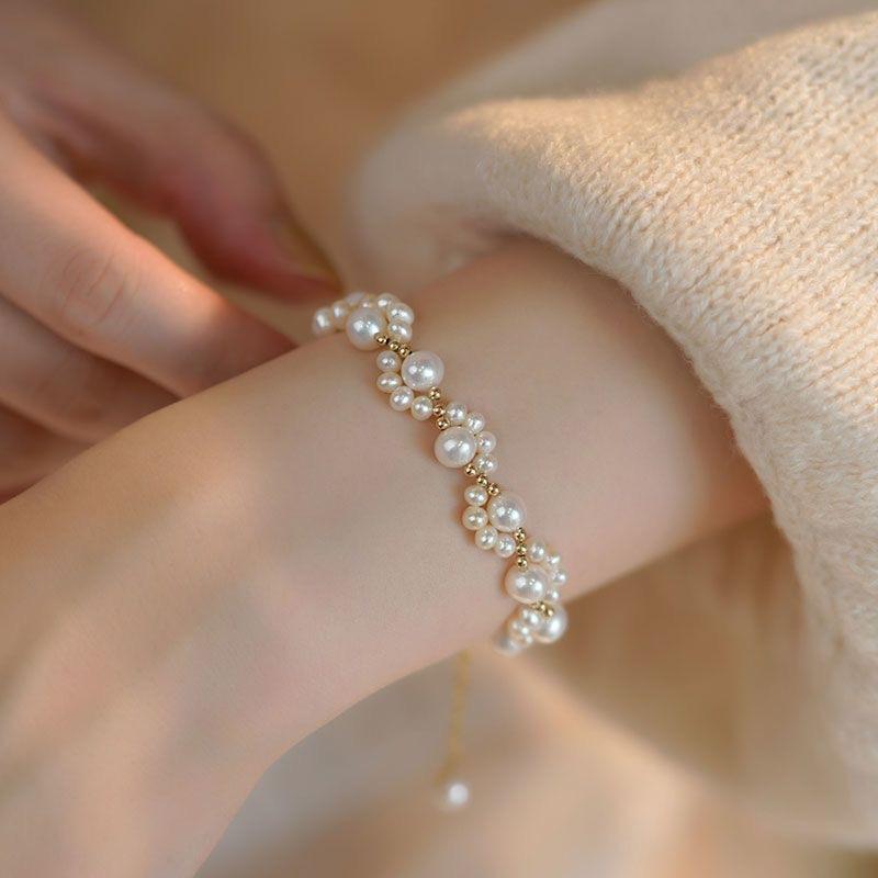 Product Introduction of Women Gold Color French Retro Pearl Bracelet Jewelry Best Gift for Friends Sister 5