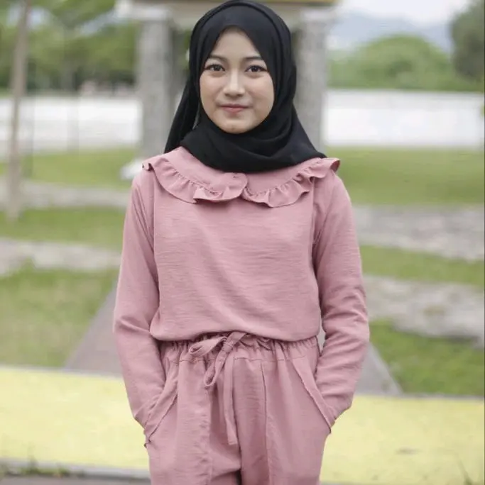 Stelan Crinkle Oneset Tanggung 7-13  tahun terbaru 2024 baju lebaran terbaru Airflow Muslim Setelan Anak Celana Panjang Shakila Gamis 1