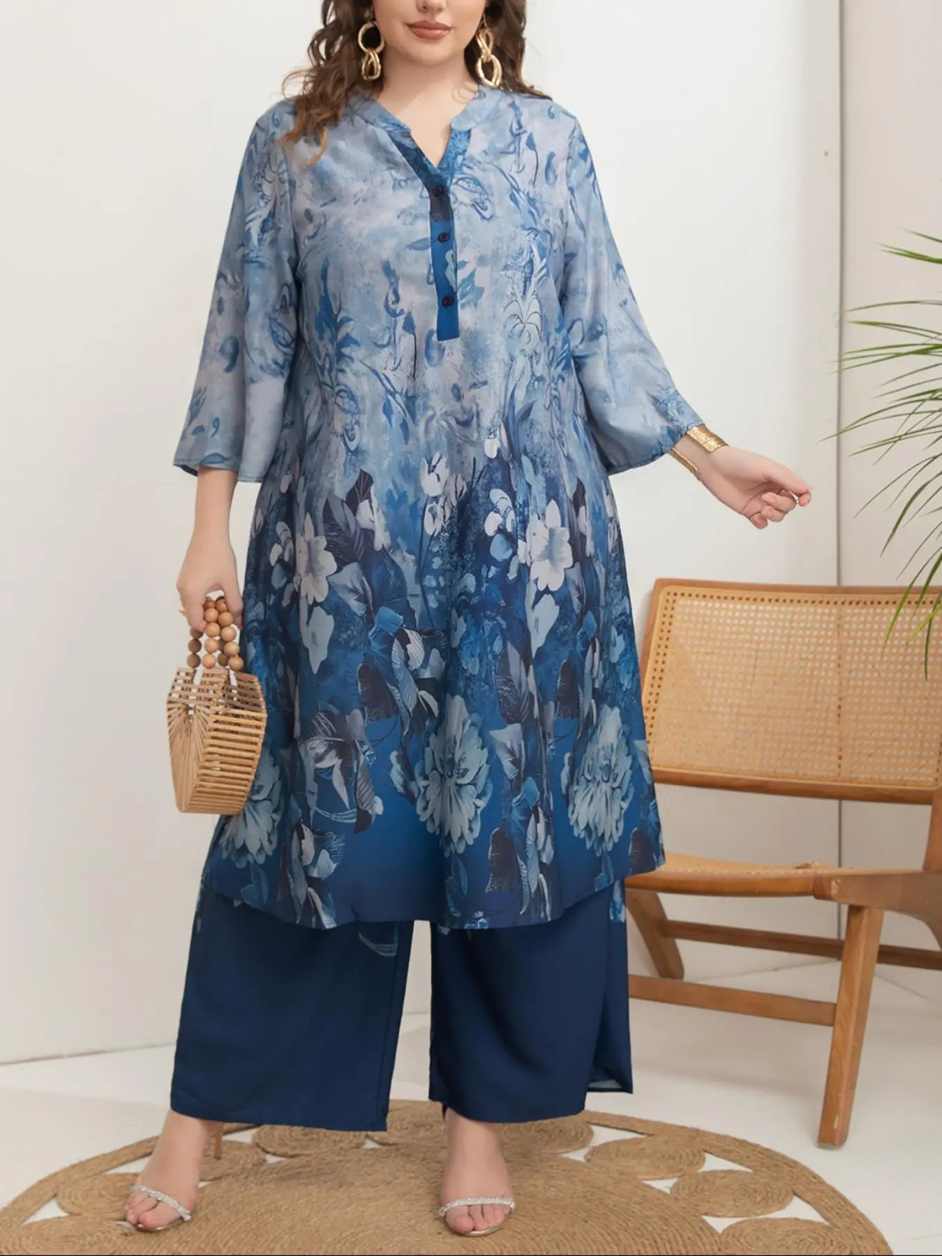 【Plus Size】 Two-Piece Set Floral Print Notched Neck Top & Wide Leg Pants, Elegant 3/4 Sleeve Top & Pants for Daily Wear, Women's Two-piece Outfits for Spring & Fall, Womenswear