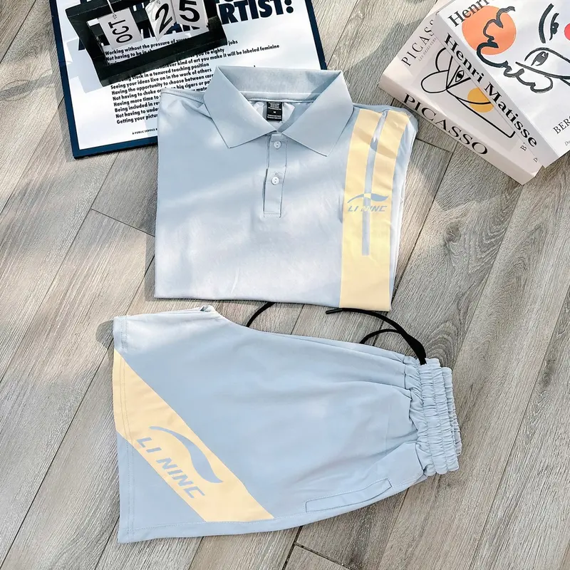 Bộ polo nam chất liệu vải poly co giãn 4 chiều giúp thoải mái khi mặc , với thiết kế tinh tế kiểu dáng xang trọng . Có thể mặc đi chơi đi dạo phố , shop em có 3 màu đủ size từ 45-82kg Có Cổ 3