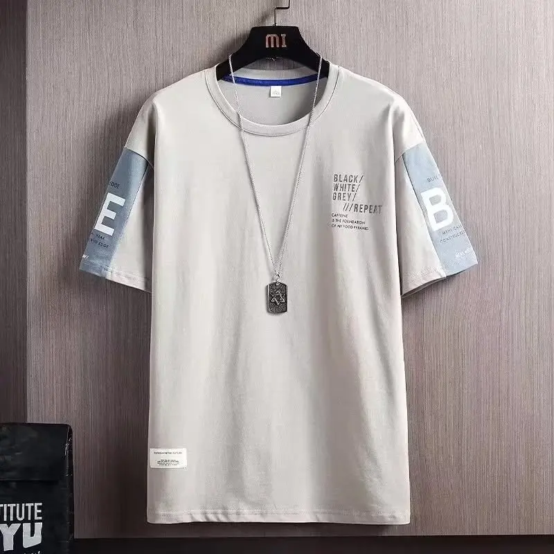 Men's short sleeved T-shirt, loose and versatile