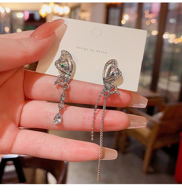 Anting Kancing Kupu-kupu Berlian Imitasi Super Flash untuk Wanita 0