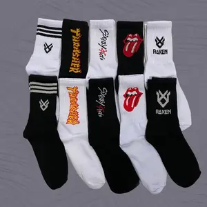 Kaos Kaki Oldschool Bahan Premium/ Kaus Kaki Distro Setinggi Betis Tebal Murah Dewasa Katun Hitam Lembut Merah Nyaman Panjang Pria