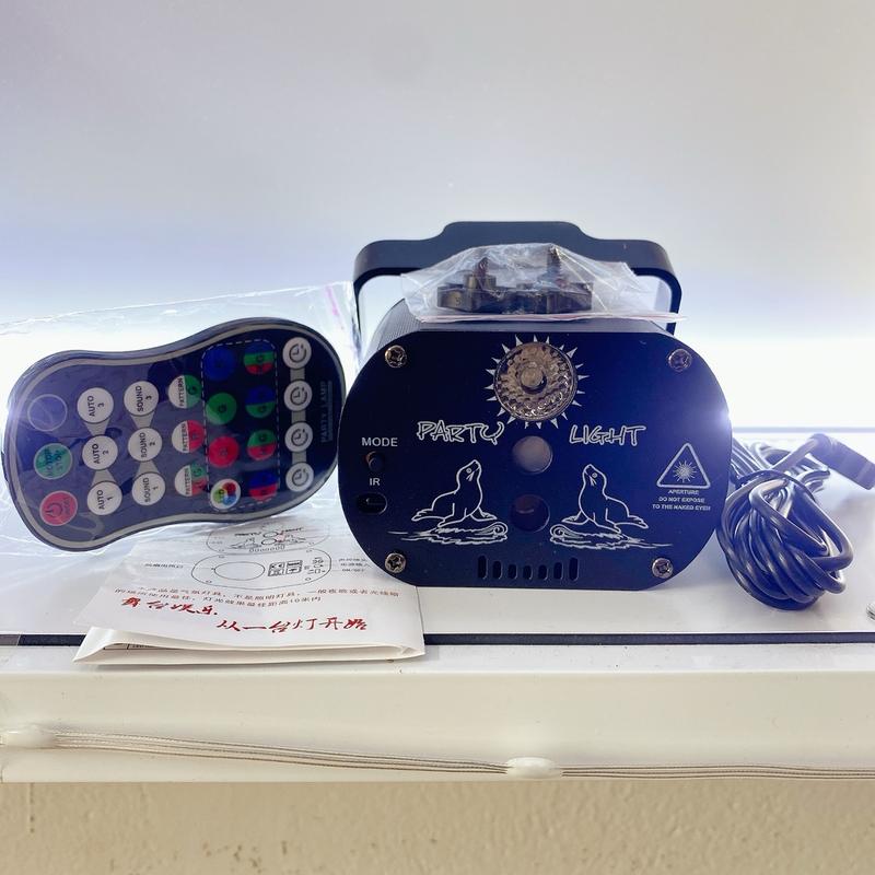 Đèn laser mini pro 60 hình hoa văn, có cảm biến nhạc 17 kiểu chỉnh (chớp , nháy, nhanh chậm đứng,cảm nhạc, hẹn giờ...), 60 hình hoa văn 2
