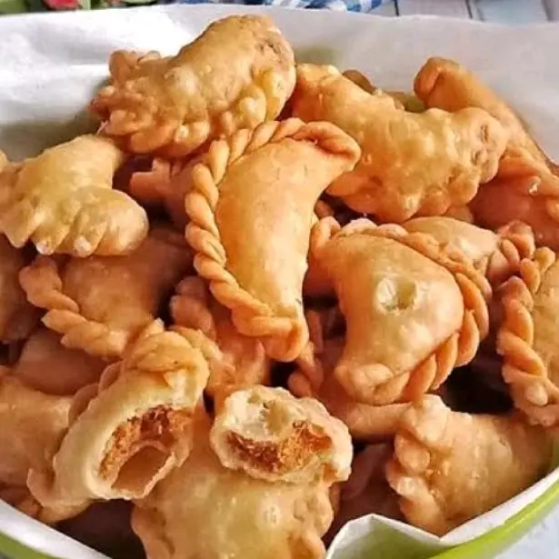 pastel mini isi abon 250 gr enak kue kering garing awet jajanan camilan snack Food