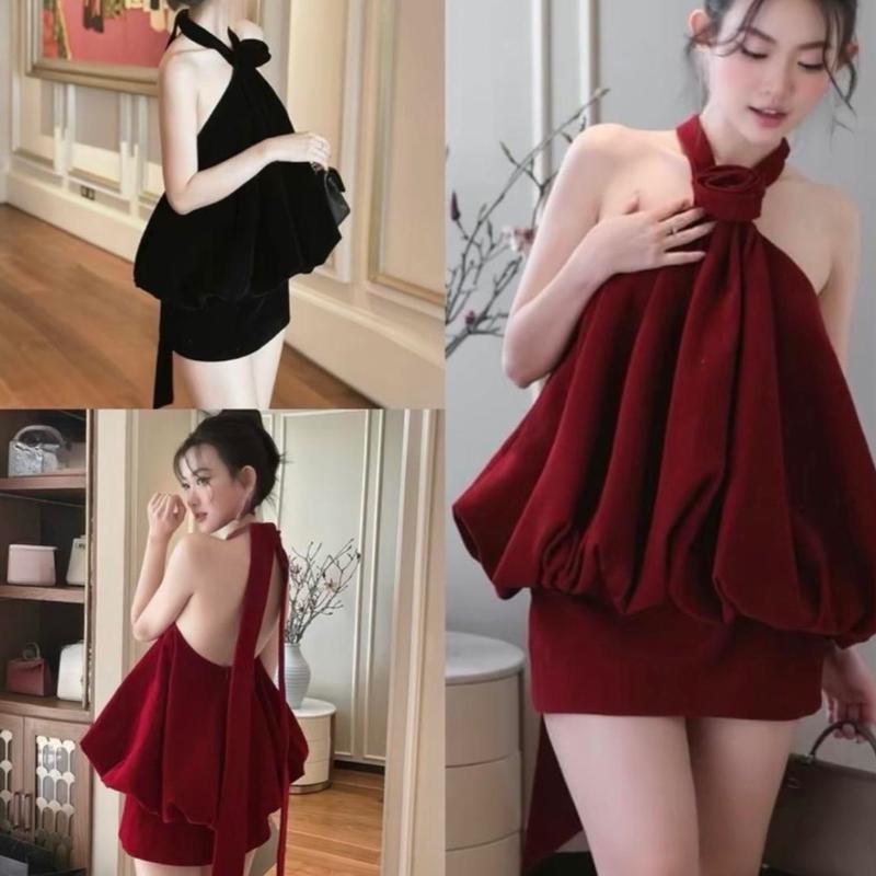 Set yếm hoa nhung sang chảnh dáng bí ngô kèm chân váy A ngắn có quần