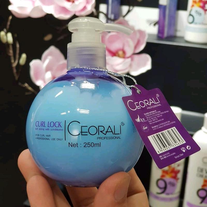 Kem giữ nếp tóc uốn Ceorali - Bóp tóc xoăn 250ml (wax)