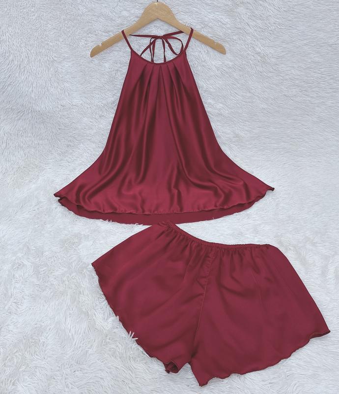45Kg-90Kg Bộ Ngủ Nữ Vải Lụa Satin Trơn Kiểu Yếm Dây Cột Cổ Xếp Ly Không Mút Quần Xéo Tôn Dáng Women Áo Quần Ngủ