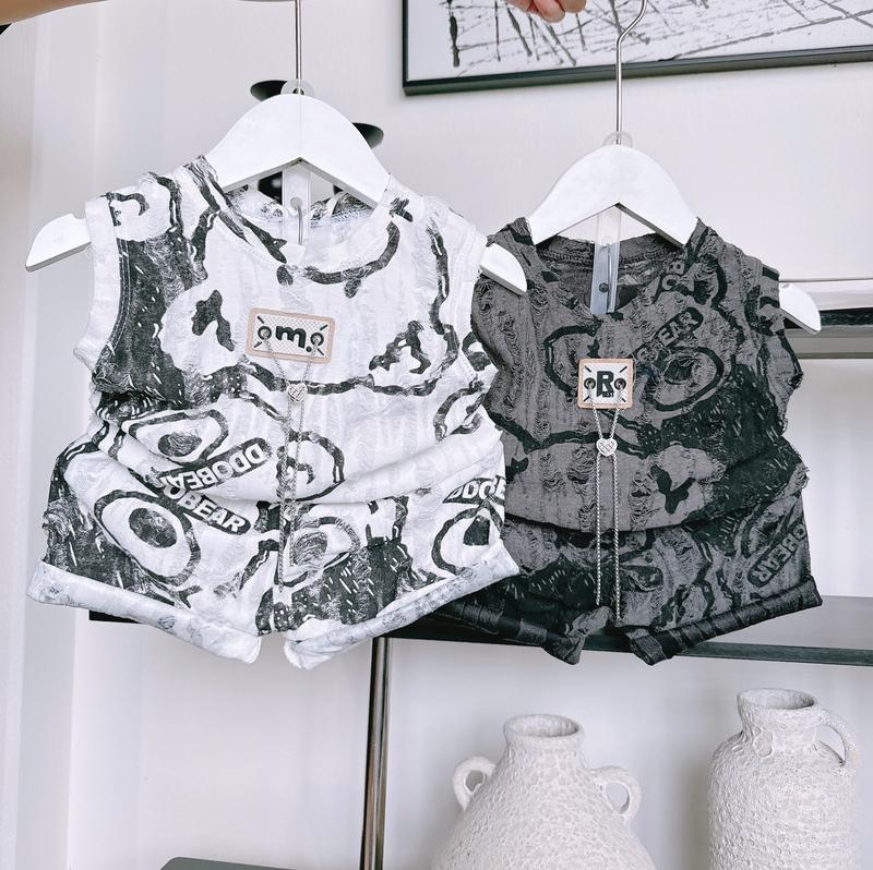 BỘ QUẦN ÁO BA LỖ COTTON XƯỚC GẤU ĐÍNH TAG XÍCH PHONG CÁCH CHO BÉ 8-18KG