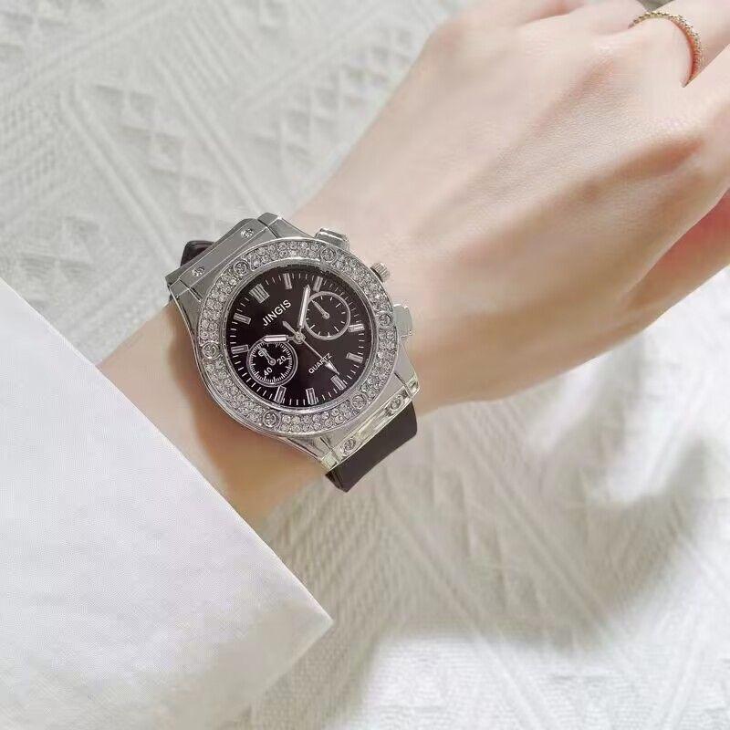 Product Introduction of Jam Tangan Wanita, Gaya Sama seperti Selebriti Internet, Jualan Panas, Popular, Mampu Milik, Jenama Terkenal, Silikon Berbintang, Sesuai untuk Kelab Malam, Keperluan Wanita 3