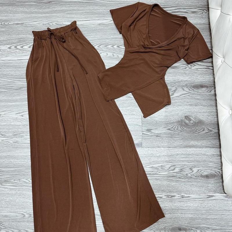 Set áo cổ tim thun tà nhọn + quần xuông dài