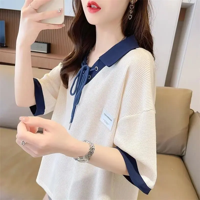 Áo Thun ngắn Tay Thiết Kế Độc Đáo Dành Cho Phụ Nữ, Phong Cách Hàn Quốc, Dáng Rộng Vừa Vặn, Ngoại Cỡ, Cổ Polo, Màu Tương Phản, Áo Tay Lửng Nhỏ, Thích Hợp Cho Mùa Hè, 2024
