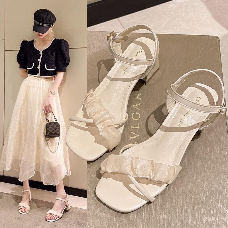 Giày cao gót nữ đế vuông, sandal nữ 5p quai vải voan có màu đen trắng 0