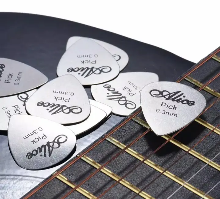 Pick Guitar Stainless Steel 0.3 mm anti patah alumunium pik gitar