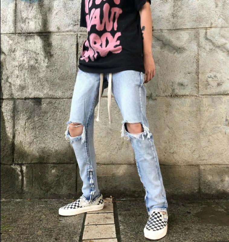 Quần Bò Nam rách gối màu XANH Phối Thêu Khoá Zip Ống, Quần Jean Nam xanh form slimfit,vải denim co giãn ( có zipper) quần  jean