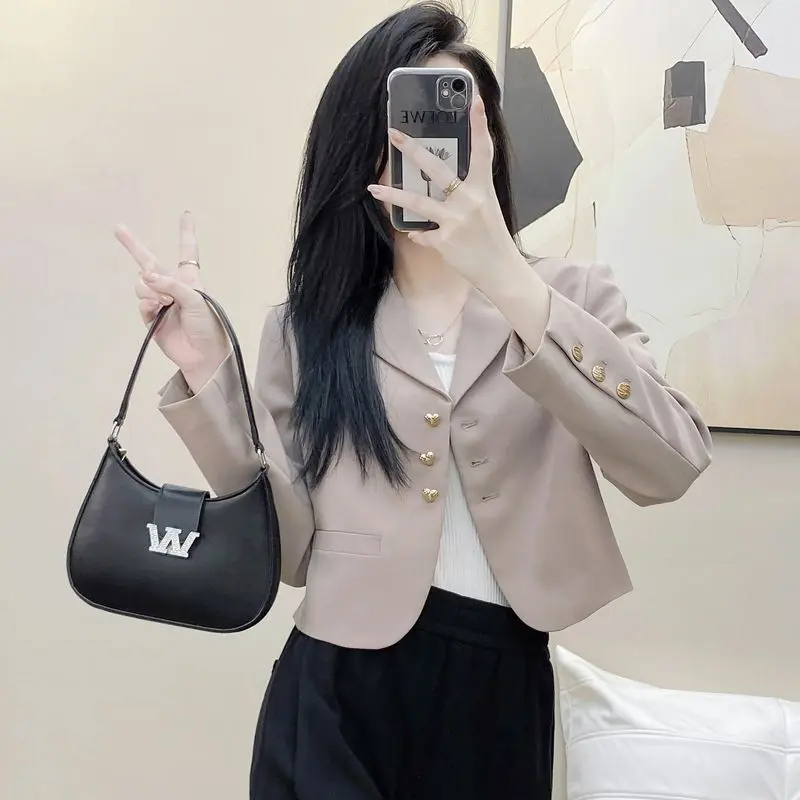 Áo khoác vest Croptop nữ dáng nhỏ kiểu mới thời trang thu xuân blazer ngắn From rộng dáng mỏng 2 lớp Cao cấp phong cách hiện đại 0