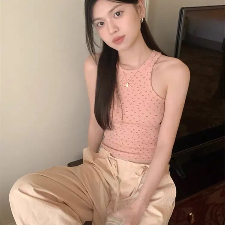 Áo ba lỗ in hoa nhí thêu nơ ôm body 2