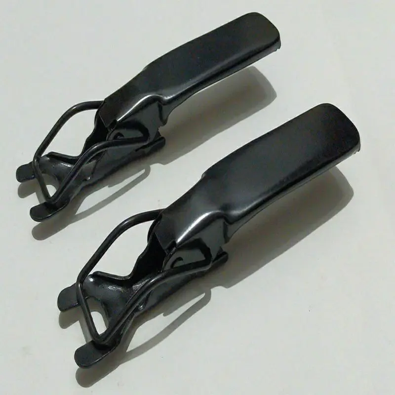 KUNCI BAK BELAKANG GRANDMAX ATAU New CARRY CARGO/ HANDLE BAK BELA GRANDMAX / PENGAIT PINTU BAK GRANDMAX / PENGUNCI PINTU BAK GRANDMAX / PENGAIT PINTU BAK NEW CARRY / PENGUNCI PINTU NEW CARRY MEGA / KUNCI BELAKANG PINTU BAK NEW CARRY