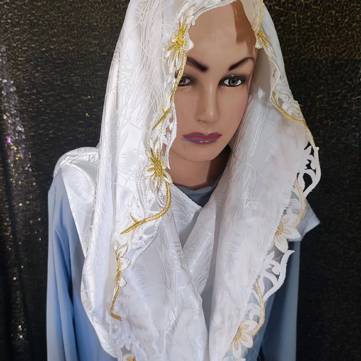 Hijab Instant Satin Embos Broken White