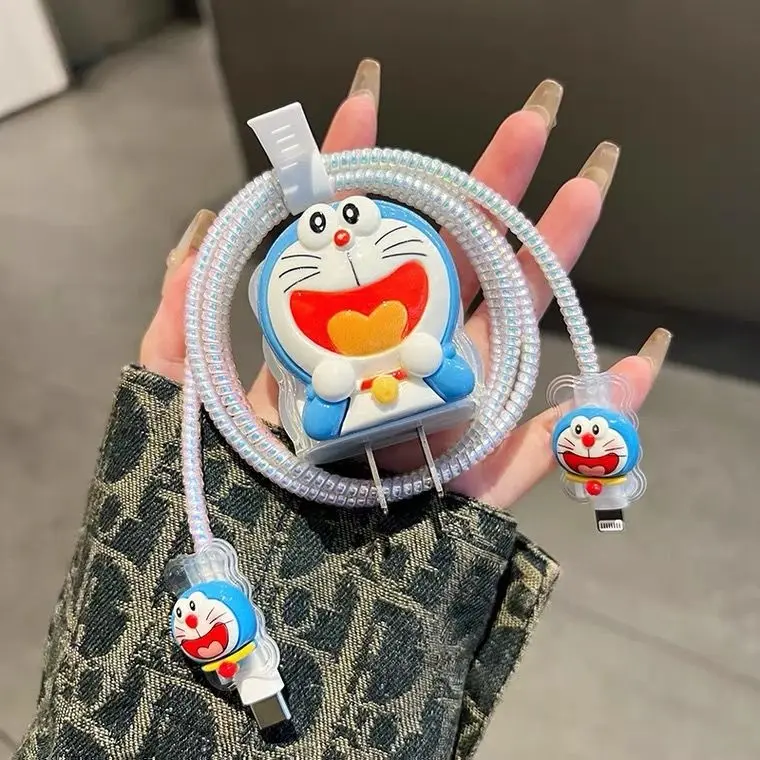 Vỏ Sạc Doraemon, Thiết Kế Dễ Thương, Dành Cho iPhone 18W / 20W, Bảo Vệ Sạc Hoạt Hình, Bộ 5 Chiếc, Bọc Xoắn Ốc Dòng Dữ Liệu, Vỏ Sofe, Tương Thích Với 13 14 Pro Max 0