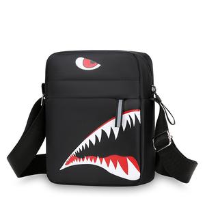 Beg Bahu Tunggal, untuk Lelaki, Beg Selempang Kecil, Jenama Trendi, Kapasiti Besar, Kalis Air, Ringan, Beg Galas Kecil Bags Crossbody