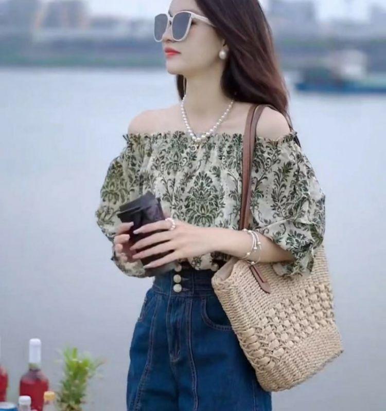 Product Introduction of Unique Off-Shoulder Bubble Sleeve Top for Stylish Ladies 3
