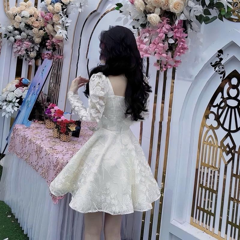Đầm ren tay dài màu trắng kem 3 lớp có kèm mút ngực  Size ML Women Nữ Voi Dress Sen Voan. 2