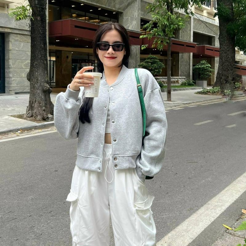 Áo bomber nỉ bông dáng lửng cúc bấm the.sweaterweather TSW