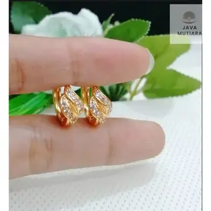PERHIASAN WANITA ANTING JEPIT TITANIUM MOTIF SIMPEL TERBARU ANTI LUNTUR
