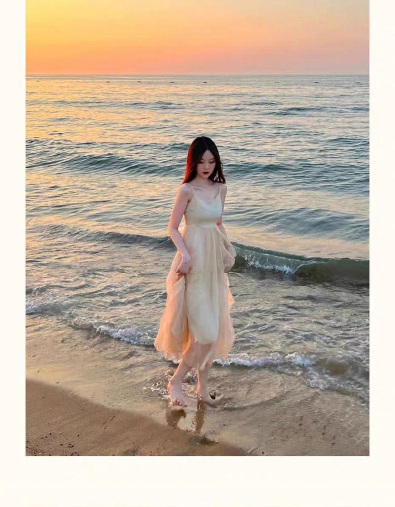 Product Introduction of 2025 French Style Beach Vacation Dress High-end Sanya Travel Outfit Super Fairy Small Stature Photo Spaghetti Strap Dress 10