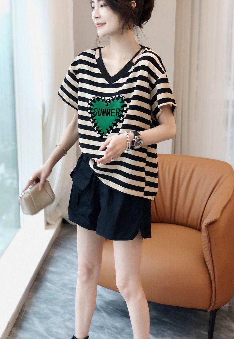 Product Introduction of Áo Thun Ngắn Tay Sọc khoét Cổ Chữ V Ngoại Cỡ Dành Cho Nữ, Bộ Sưu Tập Mùa Hè, Thiết Kế Đẹp, Dáng Rộng Vừa Vặn, 150,00kg, Hàng Mới Về 5