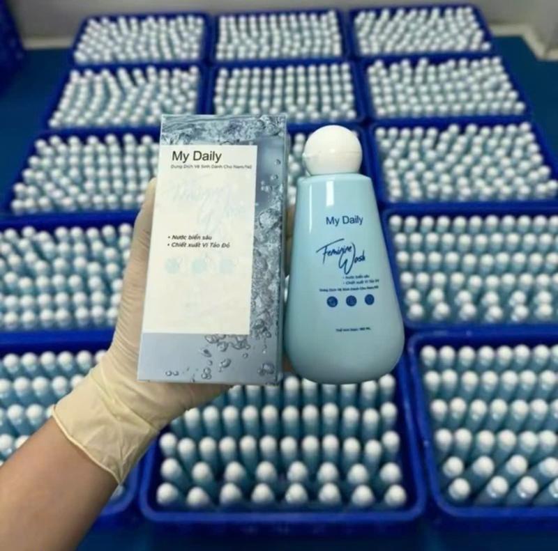 DUNG DỊCH VỆ SINH NAM NỮ HỖ TRỢ SẠCH THOÁNG HƯƠNG THƠM DỊU NHẸ