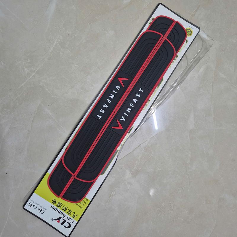Bộ 4 Miếng Nẹp Bước Chân Ô Tô Điện VINFAST VF3, VF5, VF8, VF9, E34 Bằng Cao Su Chống Trơn Trượt - Miếng Dán Chống Trầy Xước Bậc Cửa Lên Xuống Ô Tô