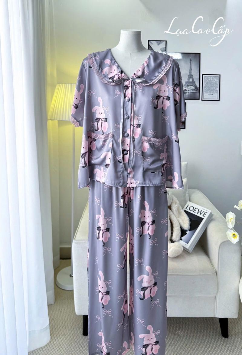 Product Introduction of Bộ Pijama Lụa Latin Tay Ngắn Quần Dài Phối Ren ( Freesize 40-70kg ) 57