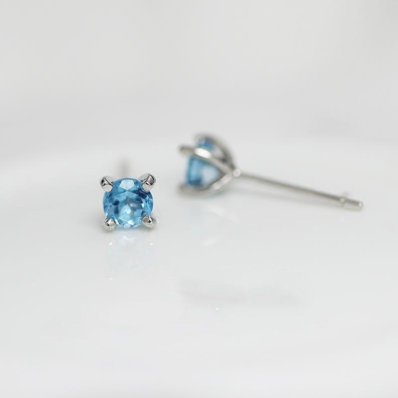 Product Introduction of Bông Tai Đinh tán Topaz, Màu Xanh Pha Lê Tự Nhiên, Khuyên Bông Khuyên Tai Đinh Tán Mini, Siêu Nhỏ, Bạc Sterling, Thích Hợp Cho Học Sinh, Hoa Tai Cá Tính Dễ Phối Đồ 10
