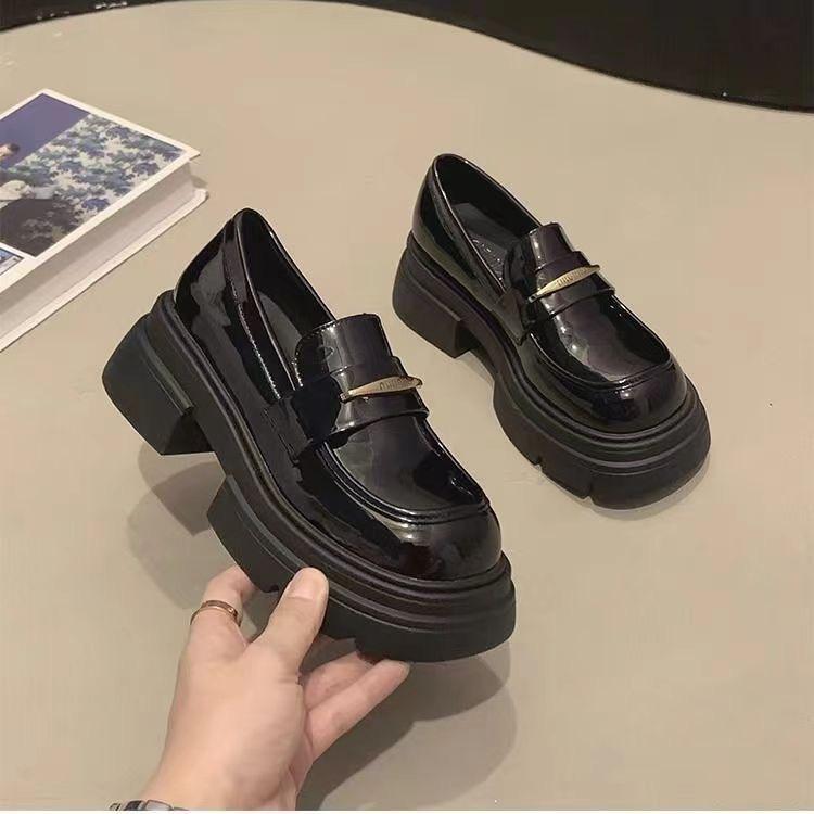 Lùi 1 Size Giày đốc nữ chất da mềm mịn đế cao kẻ phối viền chữ MIN thời trang