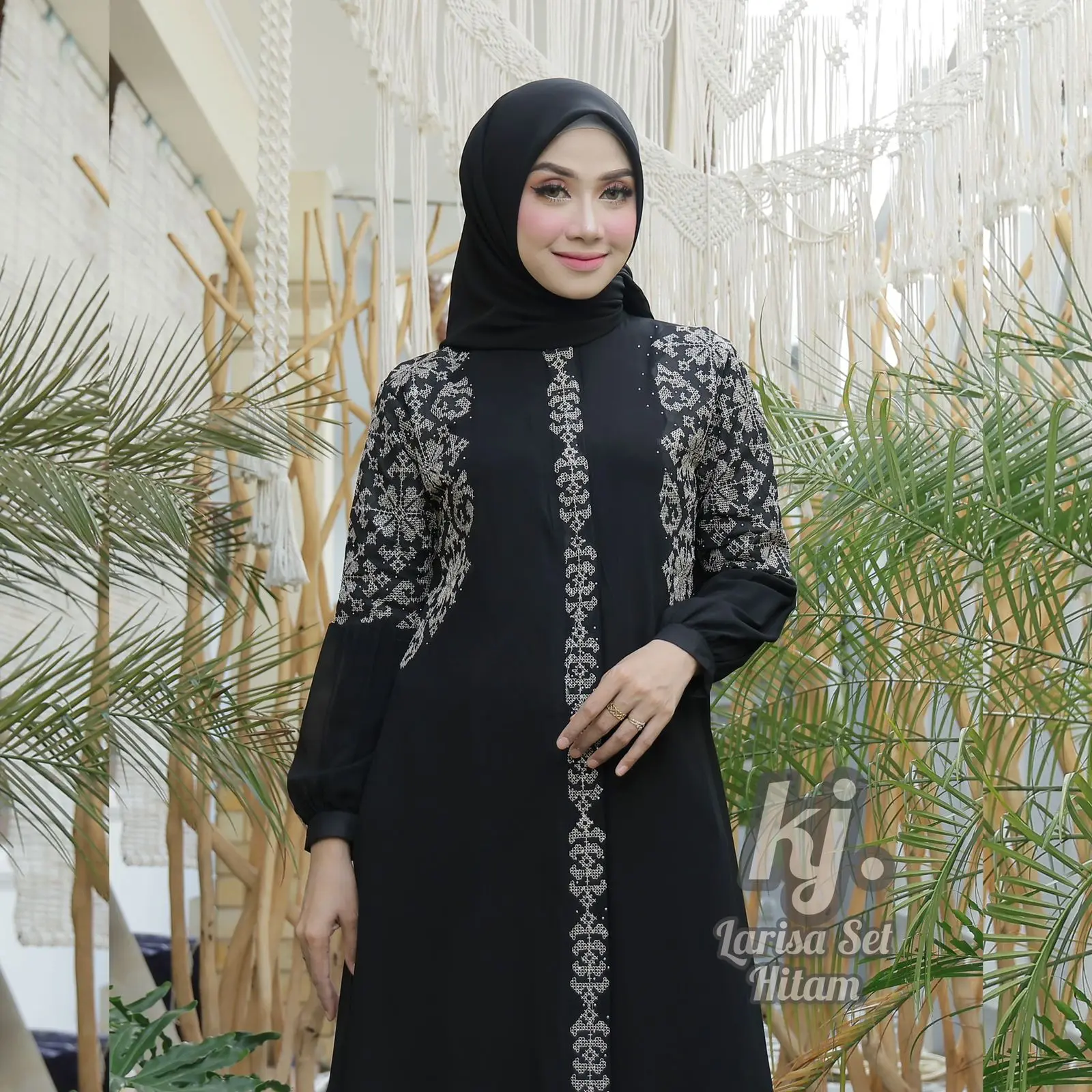 Gamis Lebaran Gamis Larisa set hijab Original Khadijah mode terbaru