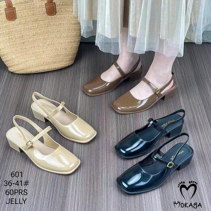 (601) Sepatu Let Jelly Wanita Hak Pendek Tali Depan Gesper Gold Shop  Tokopedia